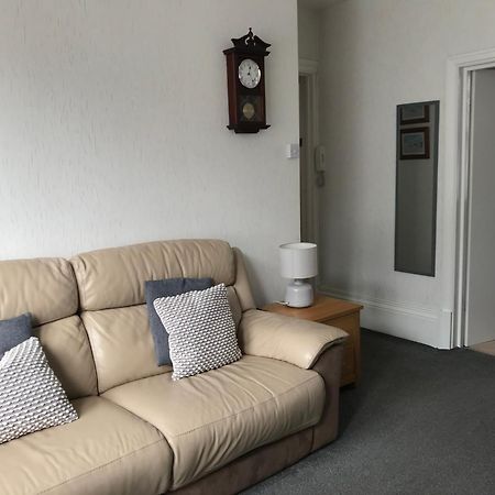 Parade Holiday Apartments Scarborough Esterno foto