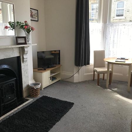 Parade Holiday Apartments Scarborough Esterno foto