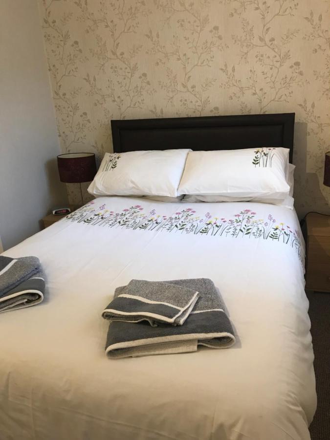 Parade Holiday Apartments Scarborough Esterno foto