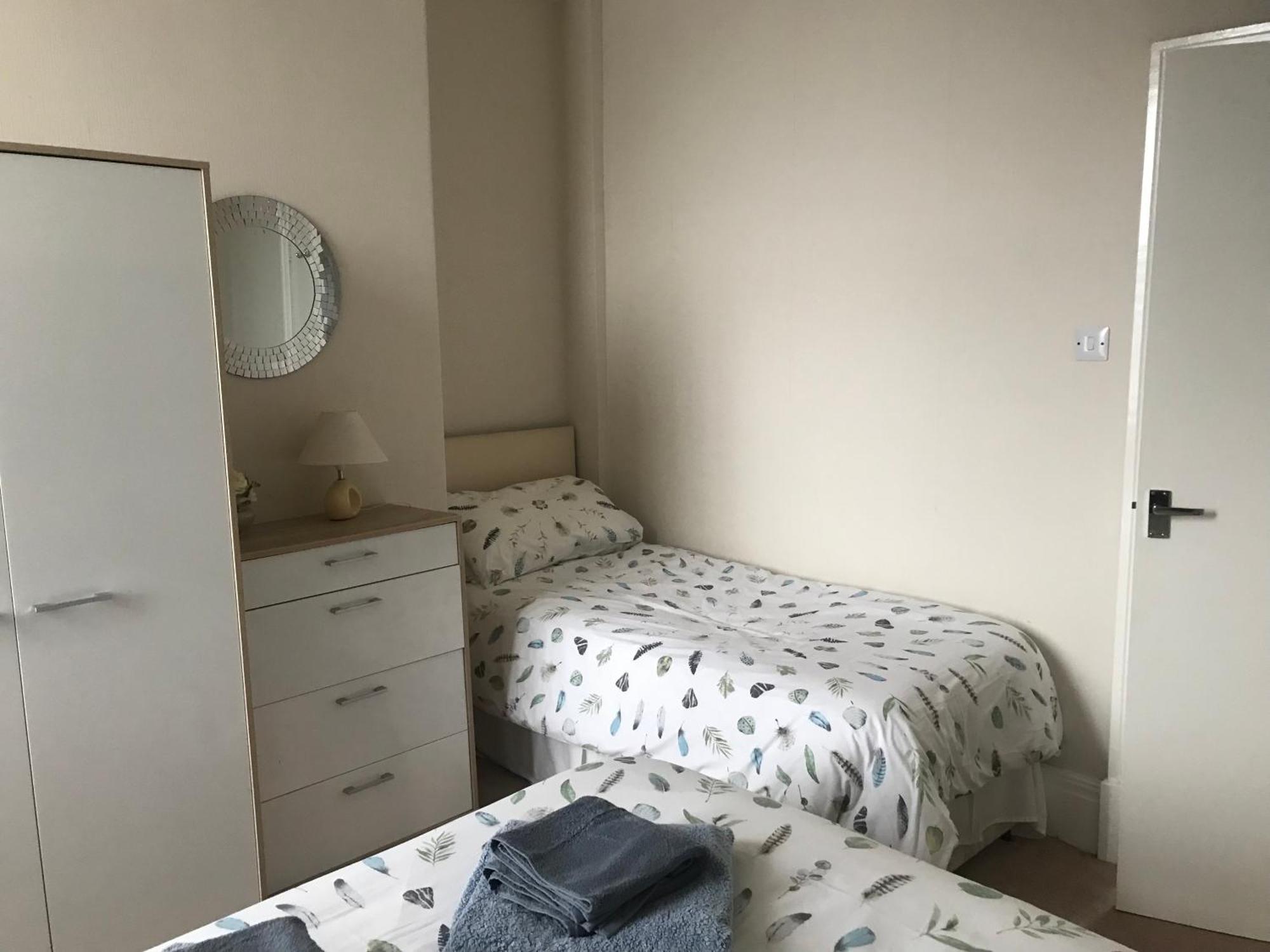 Parade Holiday Apartments Scarborough Esterno foto