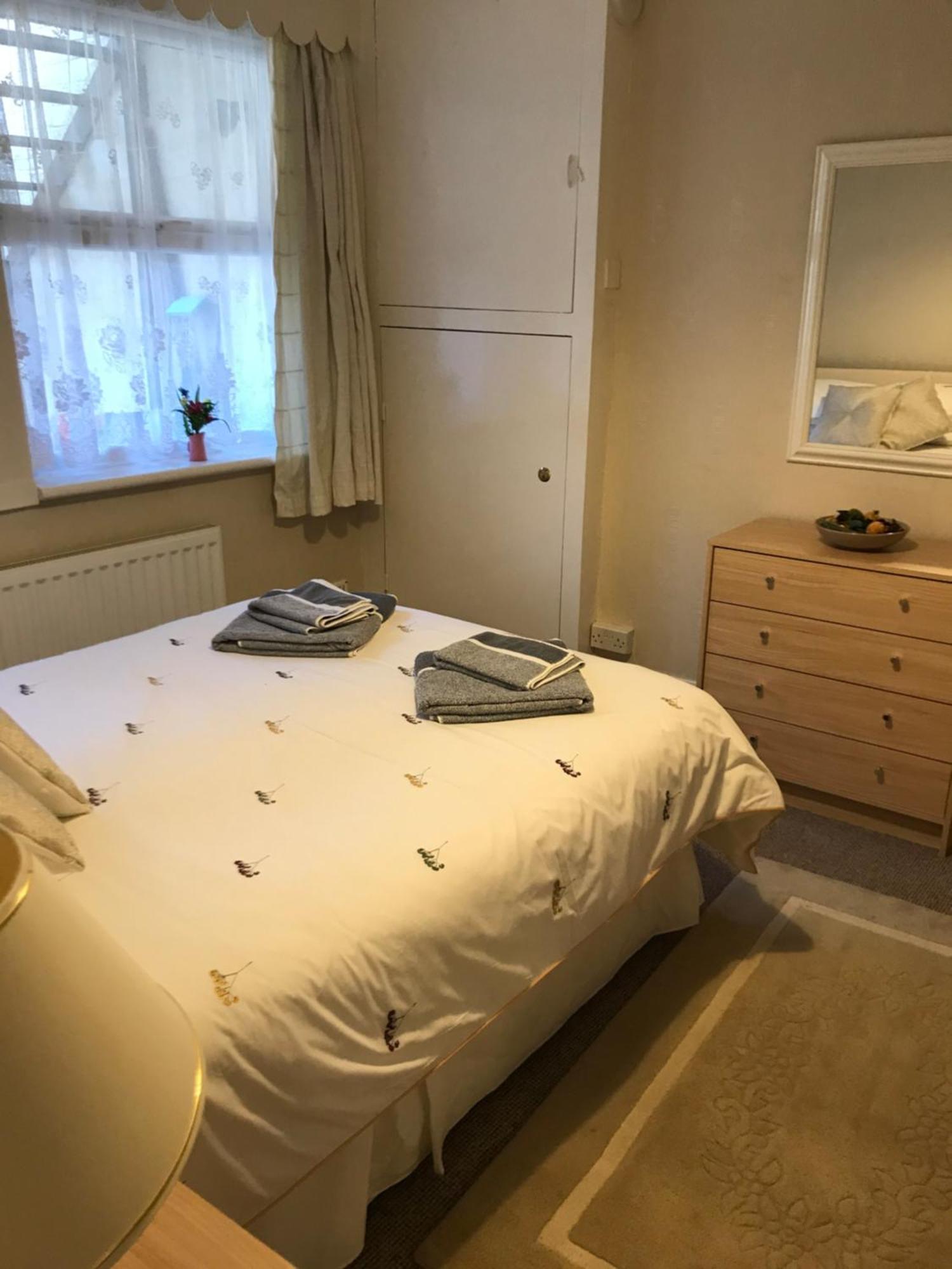 Parade Holiday Apartments Scarborough Esterno foto