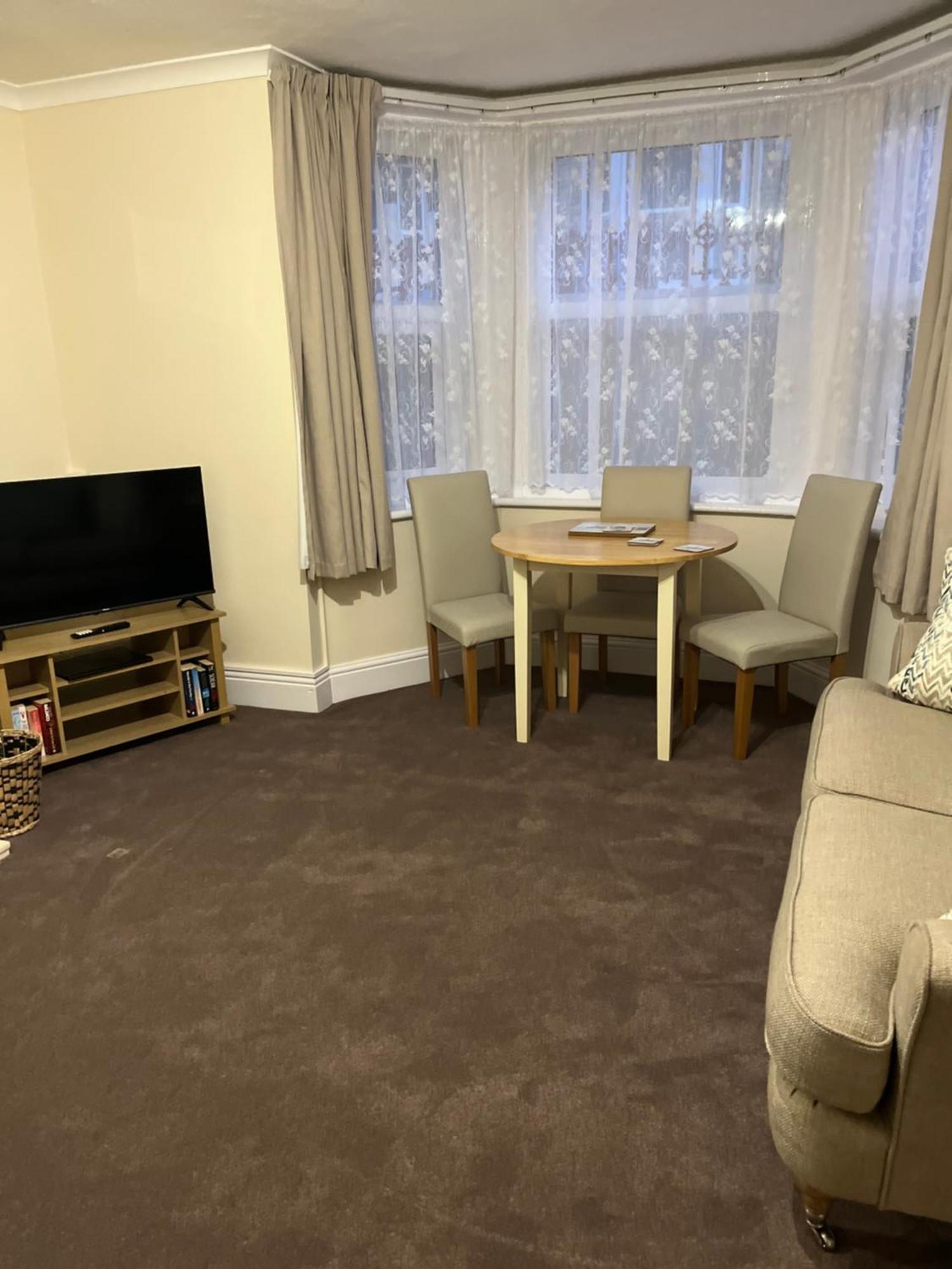 Parade Holiday Apartments Scarborough Esterno foto